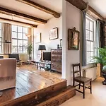 Classy 17th C Canalhouse 4* Amsterdam