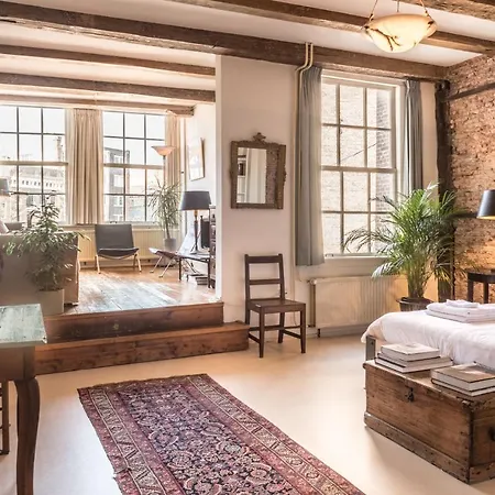 Casa de hóspedes Classy 17th C Canalhouse