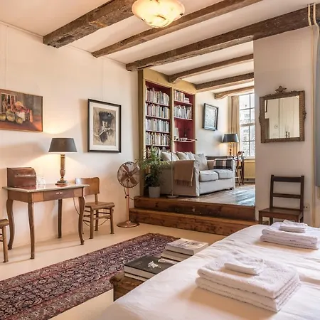 Guest house Classy 17th C Canalhouse Amsterdam