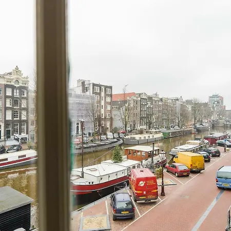 Casa de hóspedes Classy 17th C Canalhouse