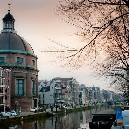 Classy 17th C Canalhouse Гостевой дом