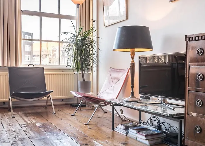 Classy 17th C Canalhouse Gasthuis Amsterdam